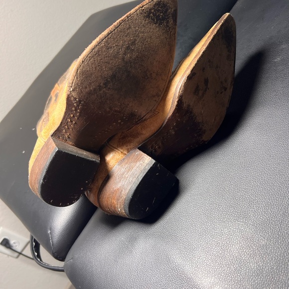 Cowboy boots from Justin boots - Picture 2 of 5